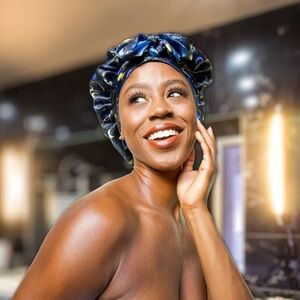 NOCHKA Reversible Mulberry Silk Bonnet with ties Sun and Moon print